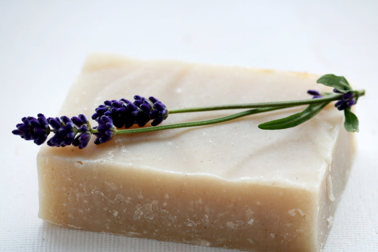 Lavender Rosemary Shampoo Bar – Eco‑Friendly French Clay Soap